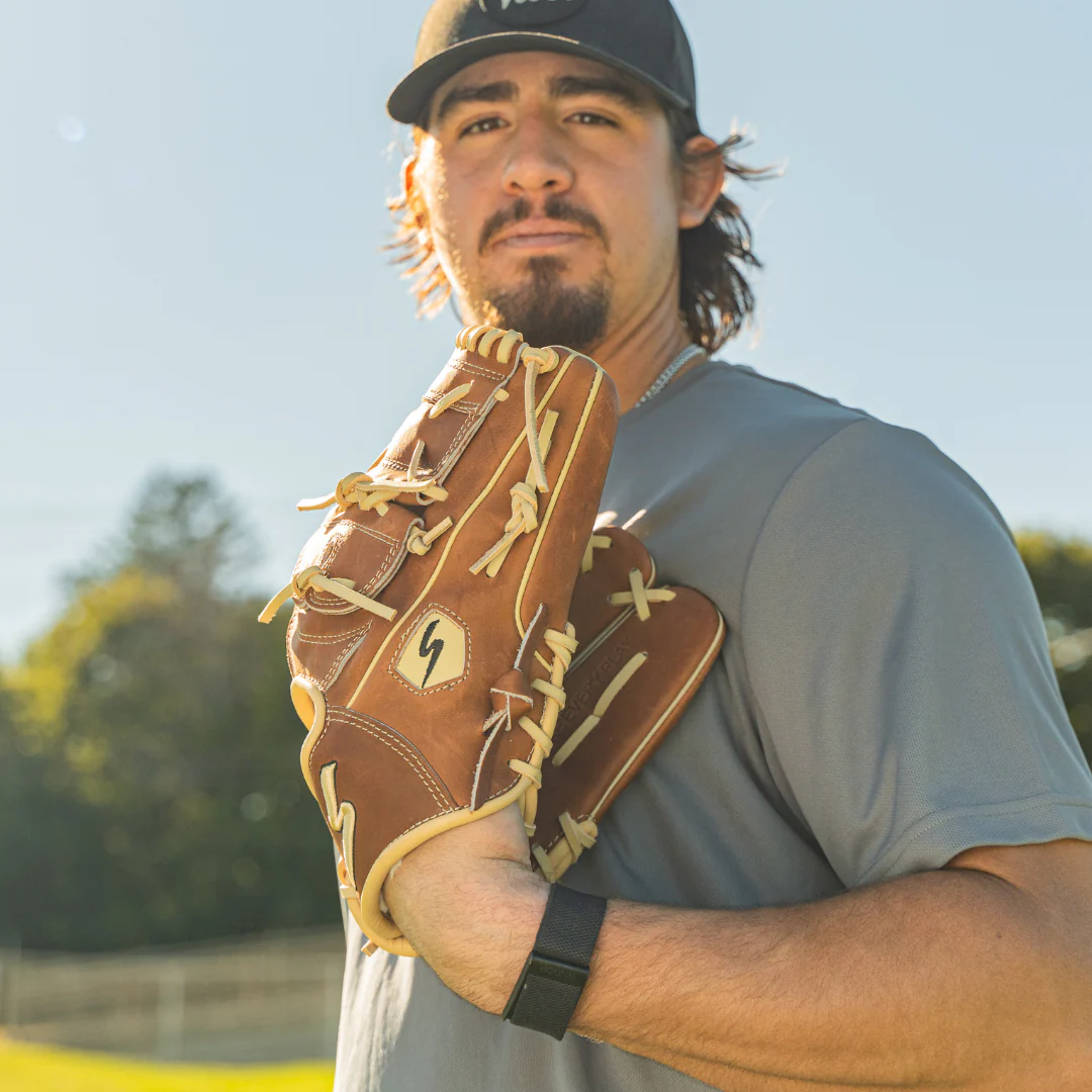 Classic SERIES PLAYER EDITION BASEBALL GLOVE - Image 4
