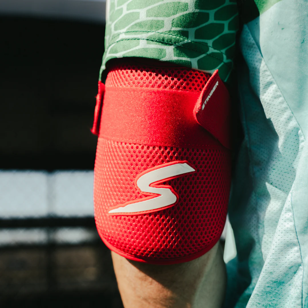 STINGER Select Elbow Guard - RED - Image 5