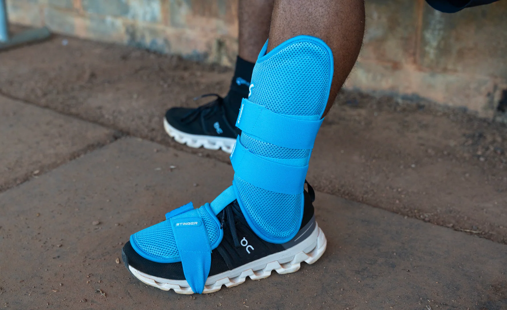 Stinger Select Leg Guard - COLUMBIA - Image 7