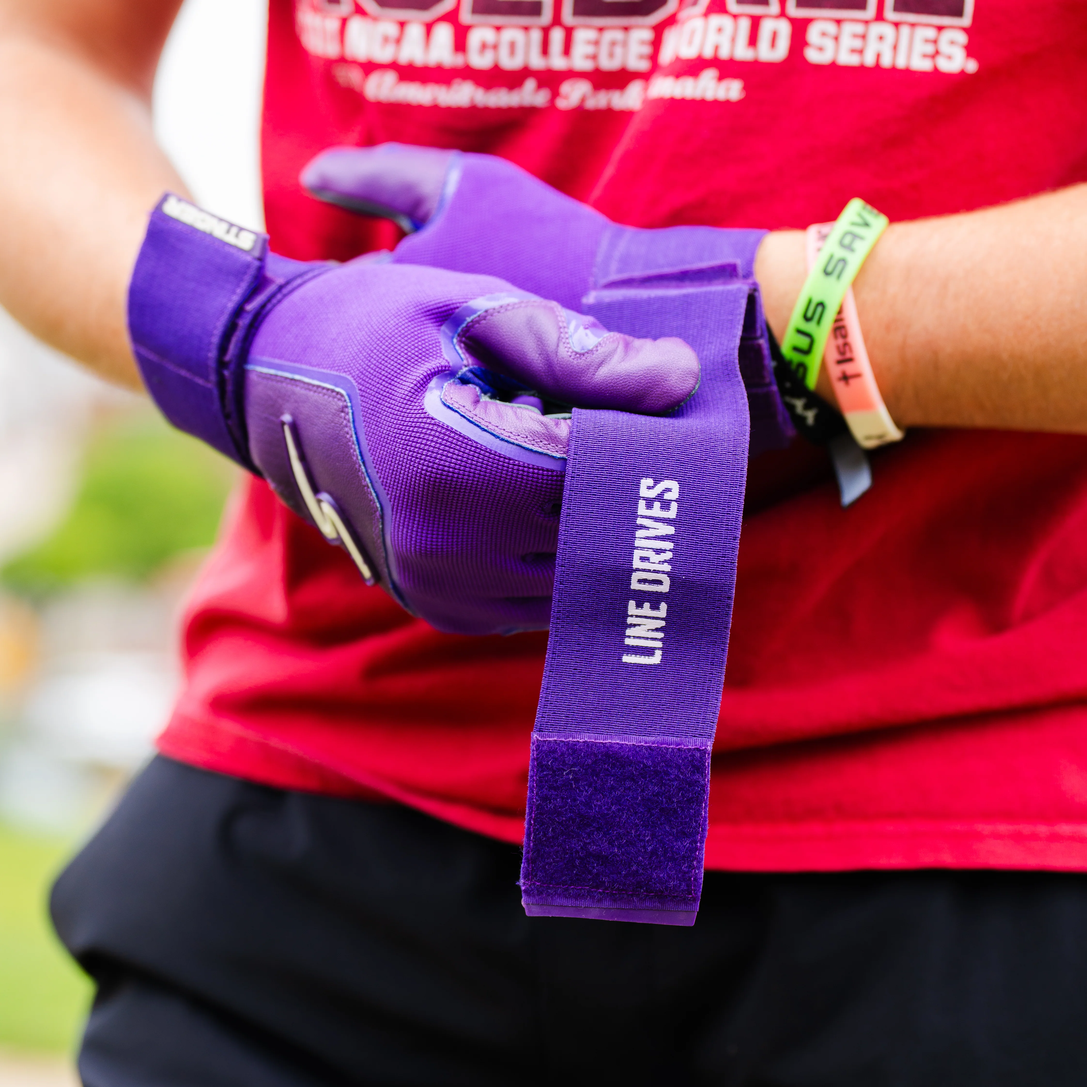 Winder Series Batting Gloves - Purple - Image 4